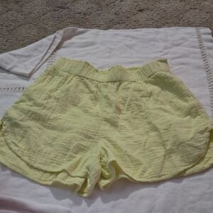 Universal Threads Women's Elastic Gauze Shorts